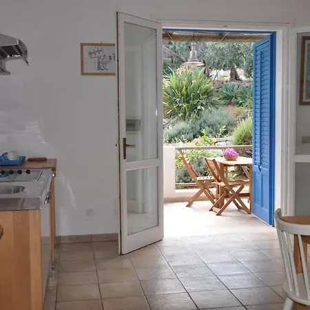 Marettimo Residence Мареттимо
