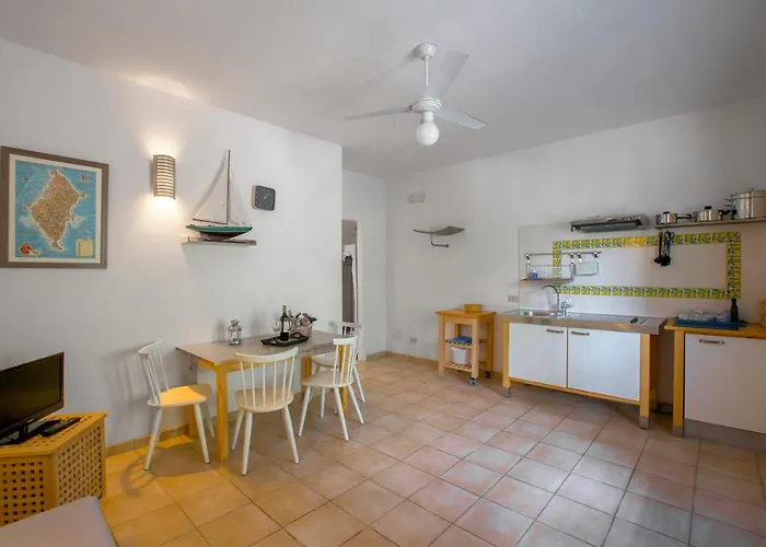 Marettimo Residence 4* 마레티모